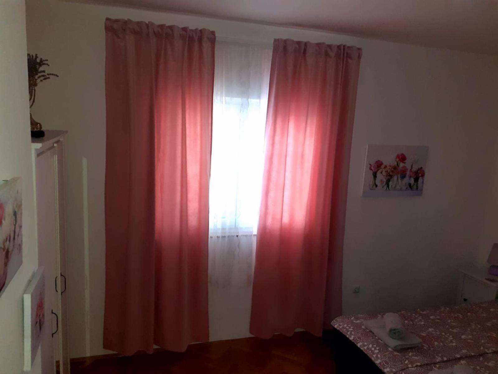 Lumar Holidays And Apartments プレコ エクステリア 写真